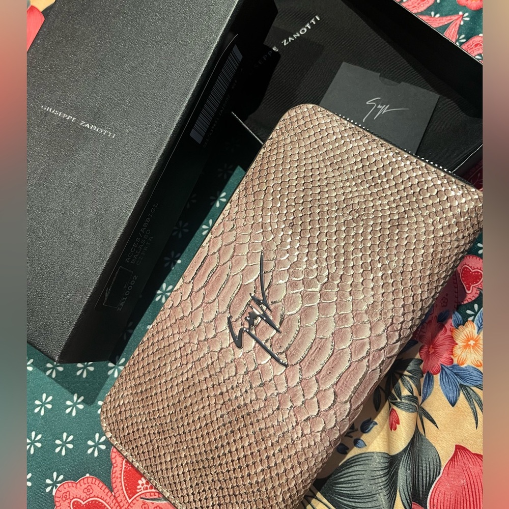 Giuseppe Zanotti snakeskin wallet